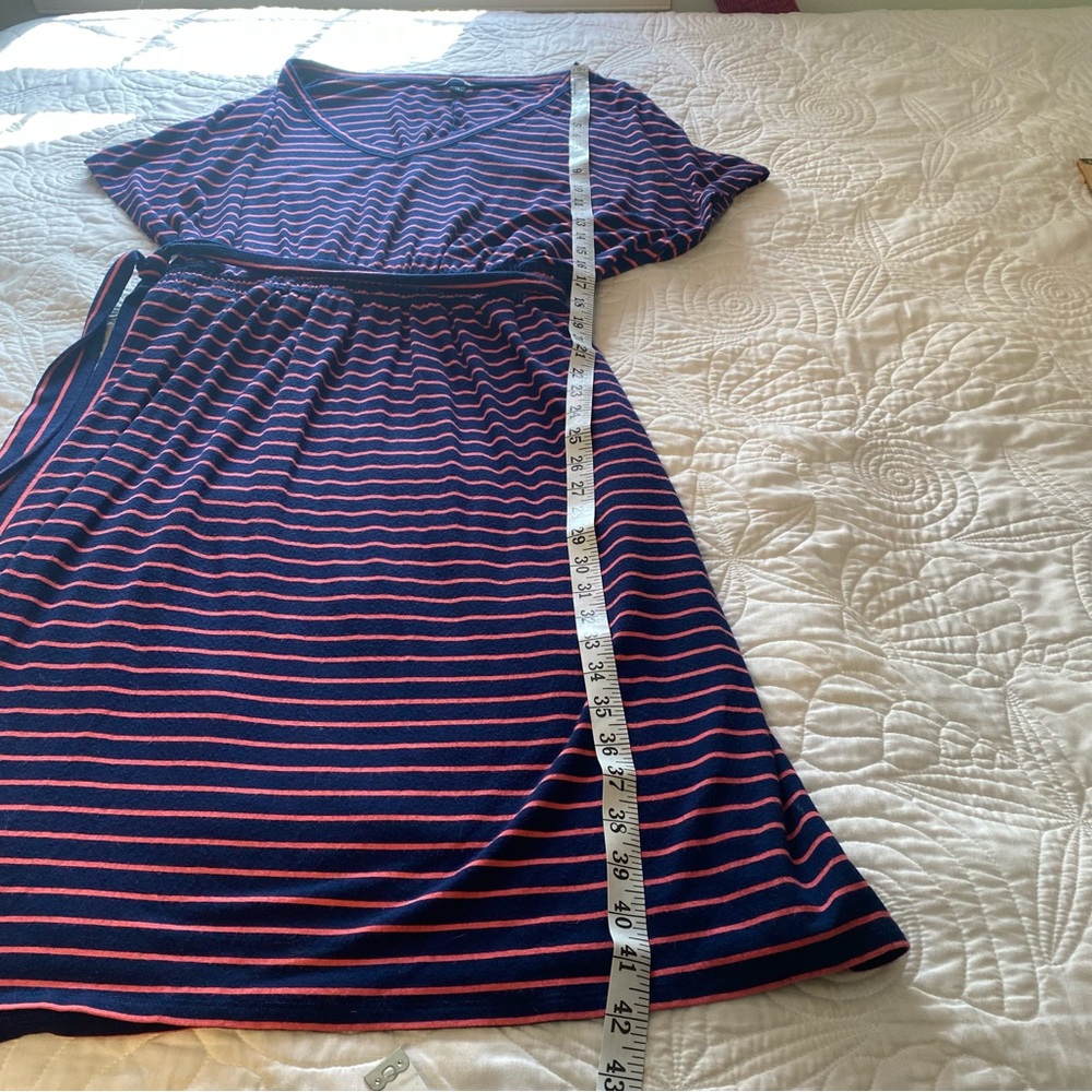 Lands’ End Navy & Coral Striped V-Neck Cinched Stretch Waist Midi Dress Plus 1X - Picture 4 of 9